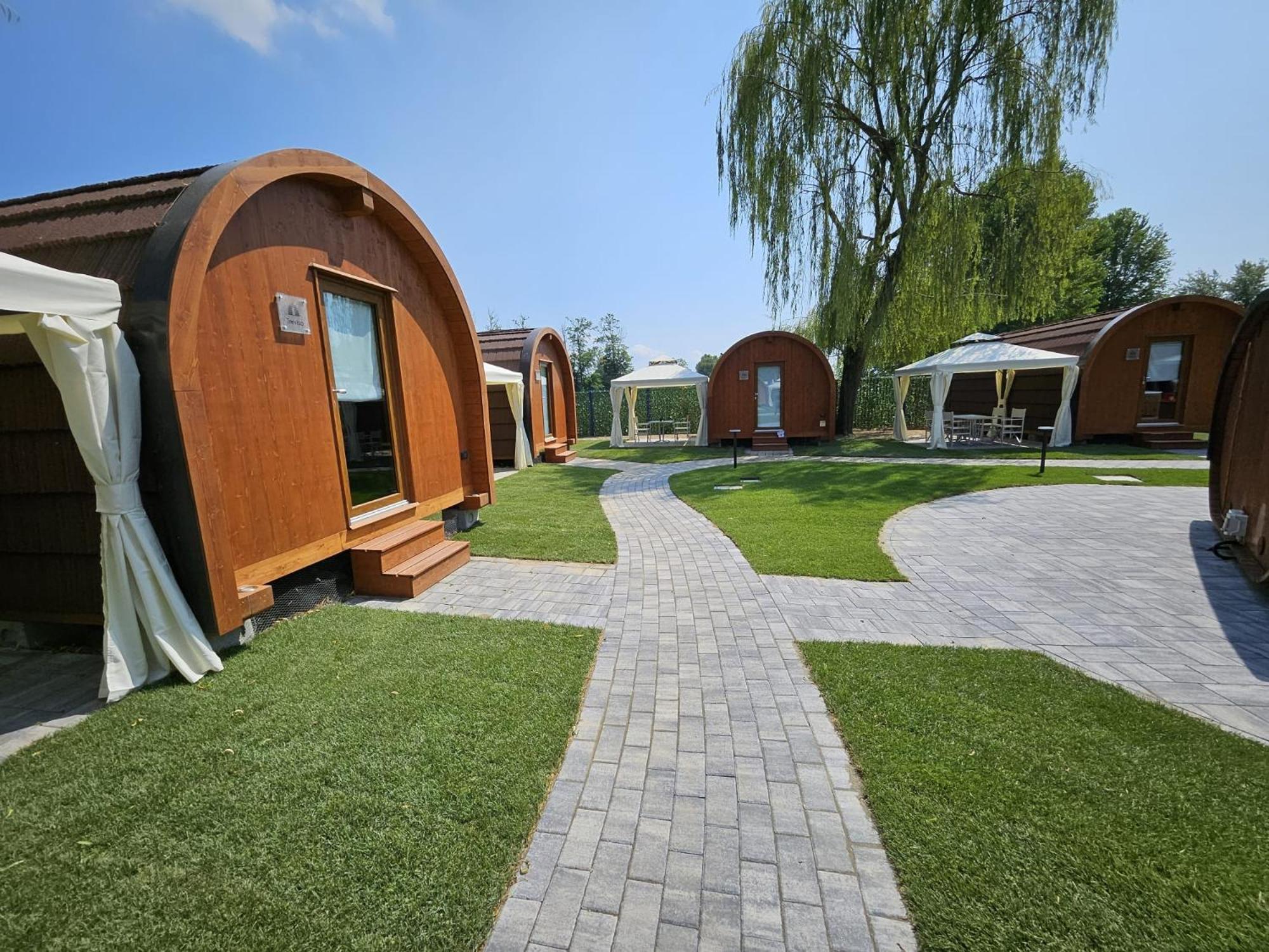 Vicolungo Glamour Lodge & Spa - Free Spa Hot Tub E Sauna Exterior foto