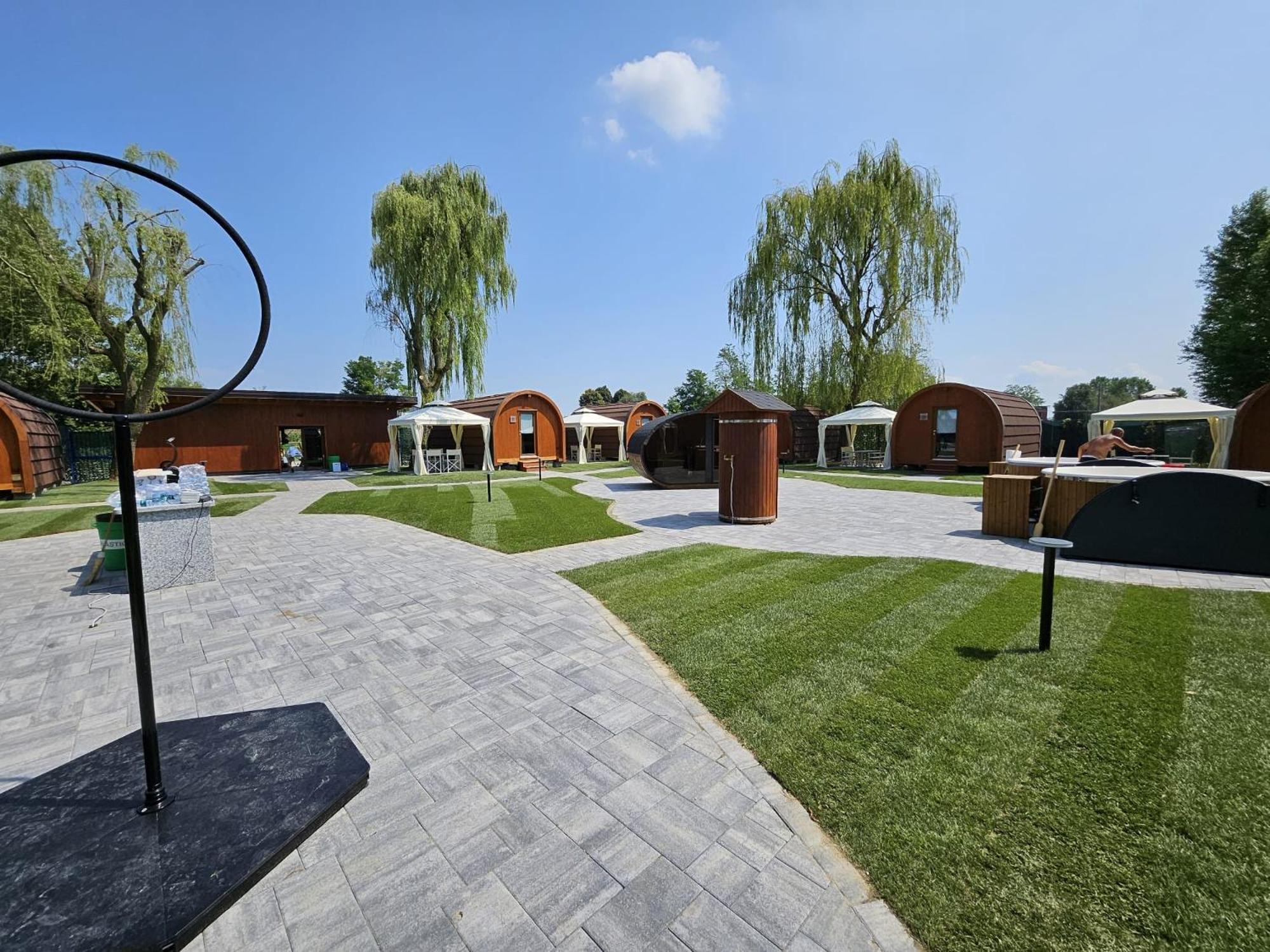 Vicolungo Glamour Lodge & Spa - Free Spa Hot Tub E Sauna Exterior foto