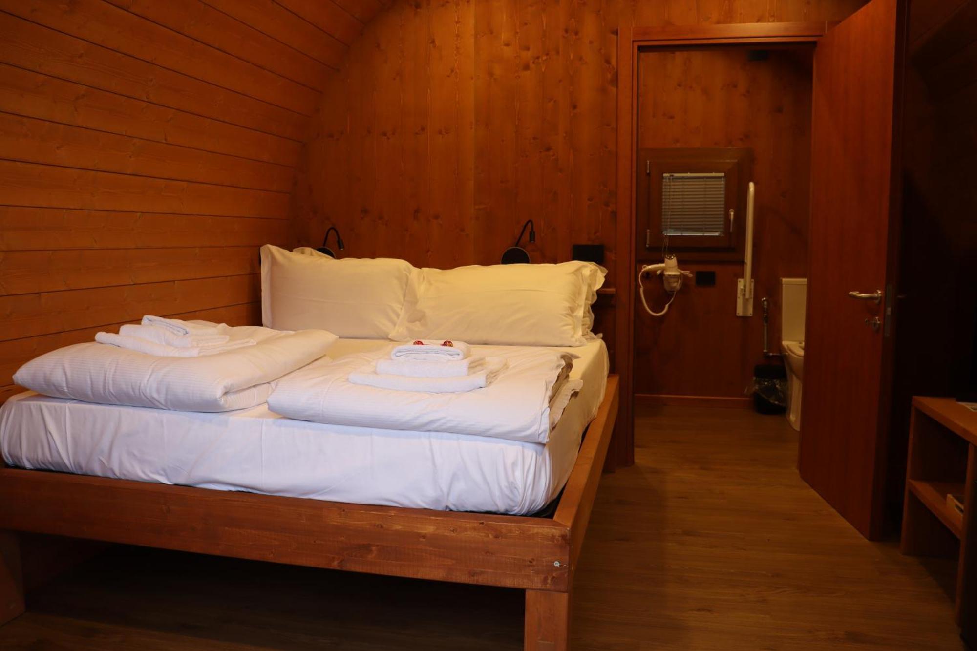 Vicolungo Glamour Lodge & Spa - Free Spa Hot Tub E Sauna Exterior foto